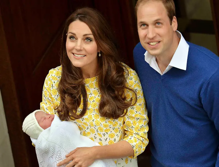 2015-05-02T182534Z-1112743914-LR2EB521F68VI-RTRMADP-3-BRITAIN-ROYALS-KATE-JPG9080401756214700866