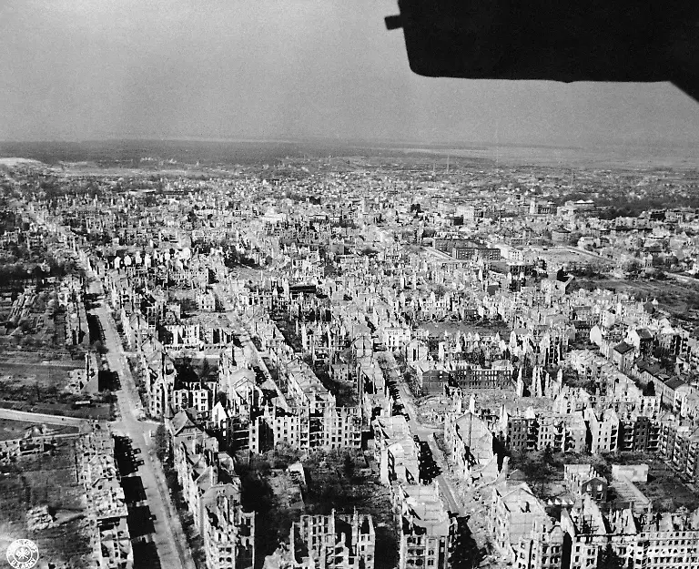 AP4505090250krieg-darmstadt