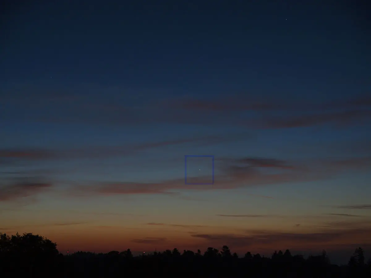 1024px-Mercury-in-dusk-1