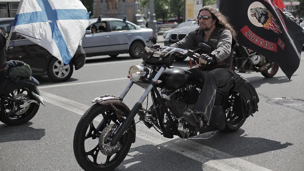 3p1n4320-jpg3708027883840521138