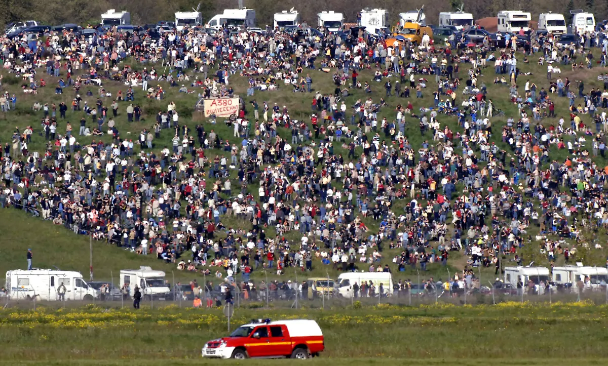 A380-38-Schaulustige-3