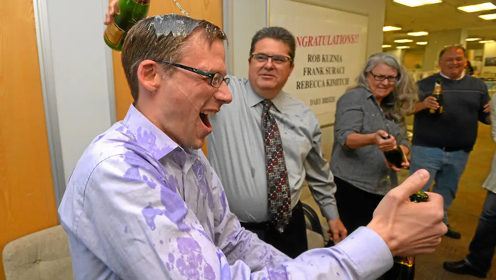 328D2A00B2DAB367-jpg8768824677495681305