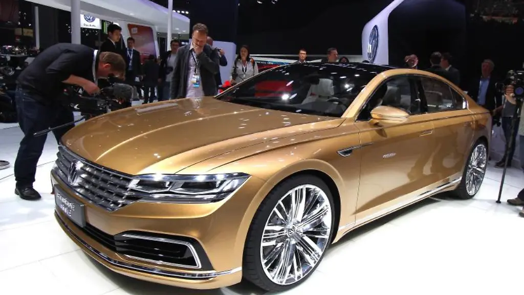 China-kommt-auf-den-SUV-Geschmack-Der-Hersteller-BYD-hat-auf-der-Auto-Shanghai-den-Song-enthuellt