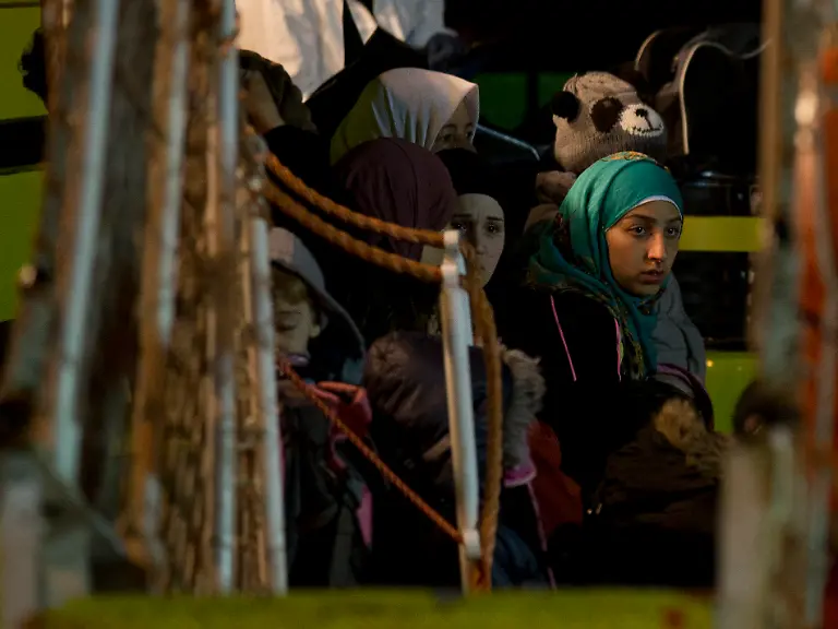 328D2800FA02DC90-jpg6838692536613056063