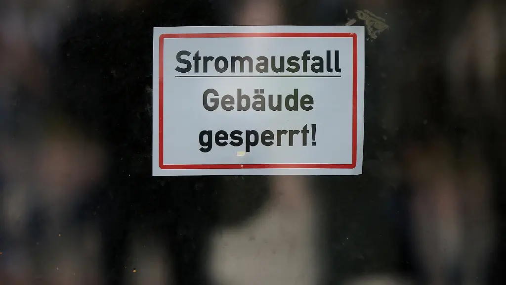 3owa5206-jpg7756515011424290159