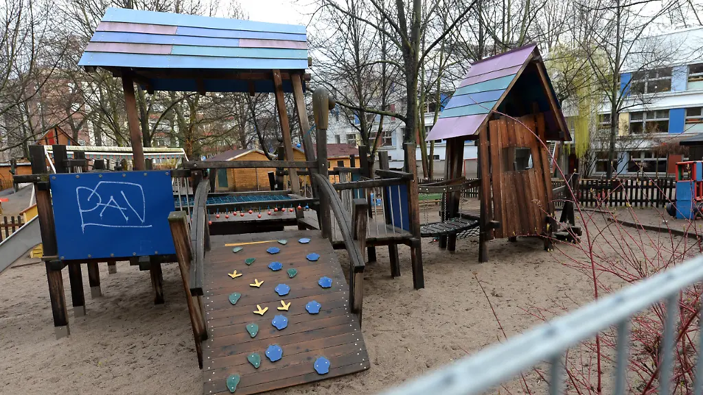 3oln2448-jpg3766092257634807220