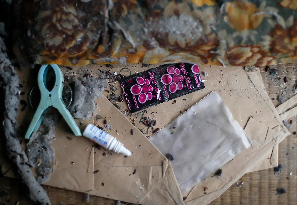 2015-04-01T065914Z-501214816-LM2EB3V0RK001-RTRMADP-3-JAPAN-LONELYDEATHS-WIDERIMAGE-JPG961486112245511160