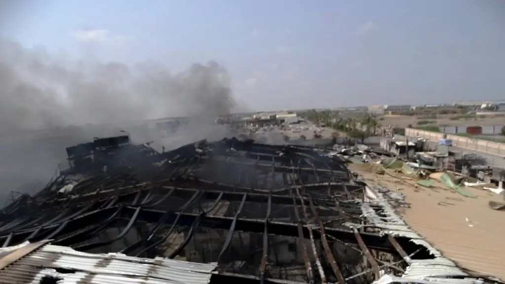 2015-04-01T112541Z-462338378-GF10000046041-RTRMADP-3-YEMEN-SECURITY-JPG1712340898734298197