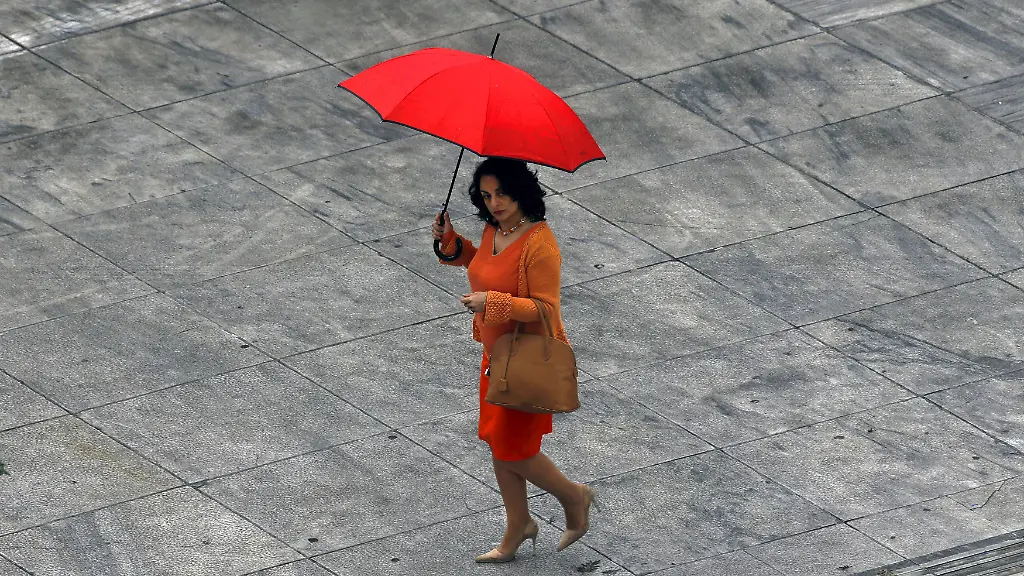 2015-03-26T140240Z-528841306-GF10000039134-RTRMADP-3-GREECE-RAIN-JPG4407159527460648746