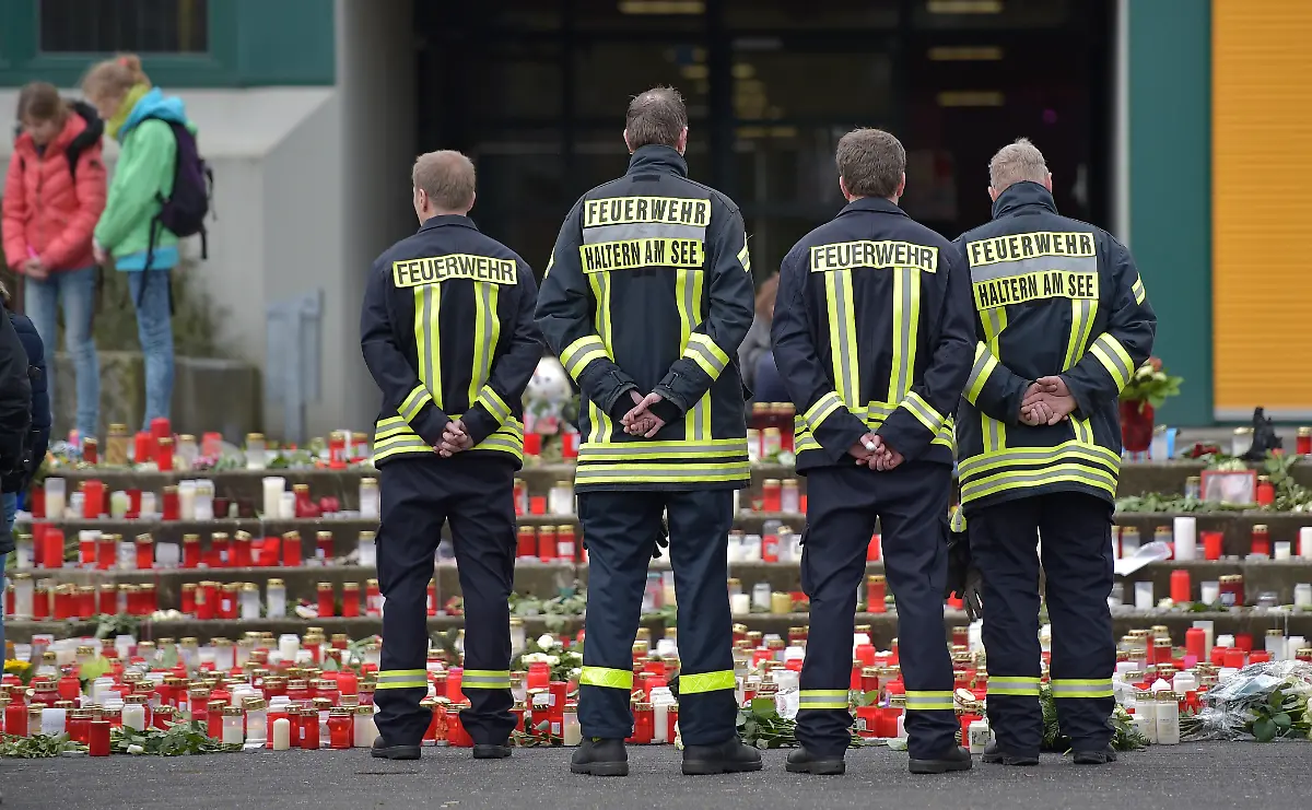 328CF60093790DEC-jpg9077271793483610629