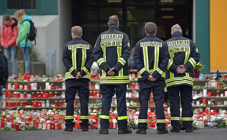 328CF60093790DEC-jpg9077271793483610629