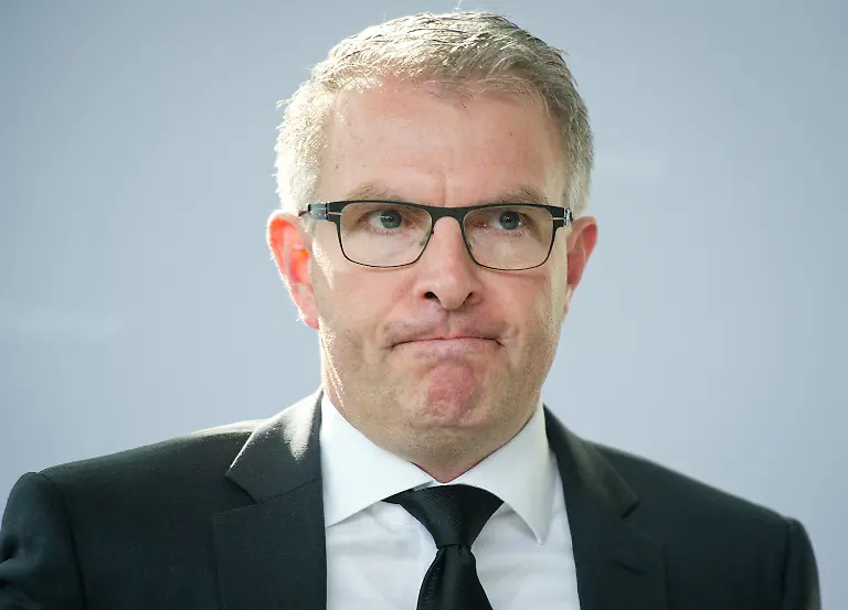 3oh24559-jpg389412534955700905