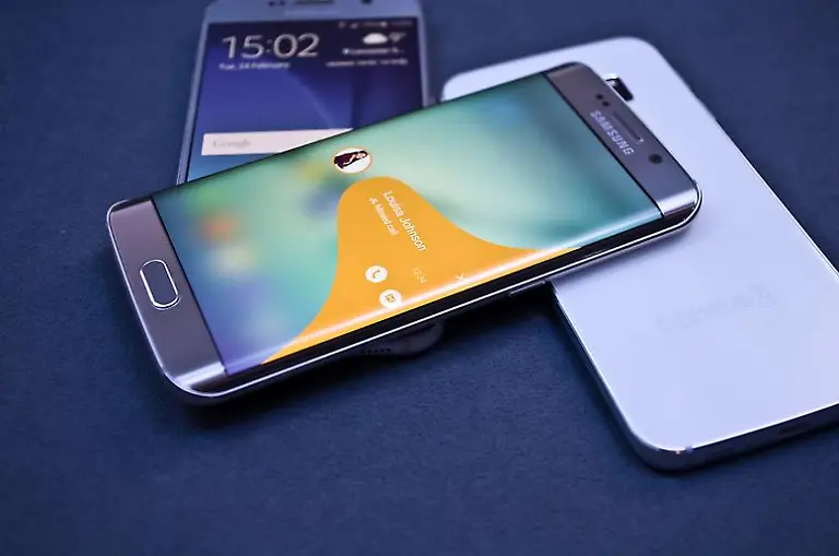 Galaxy-S6-Edge-01