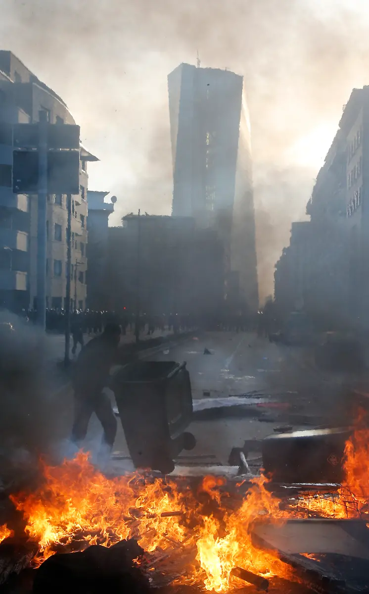 328CE400B97EAD09-jpg151320725848659381