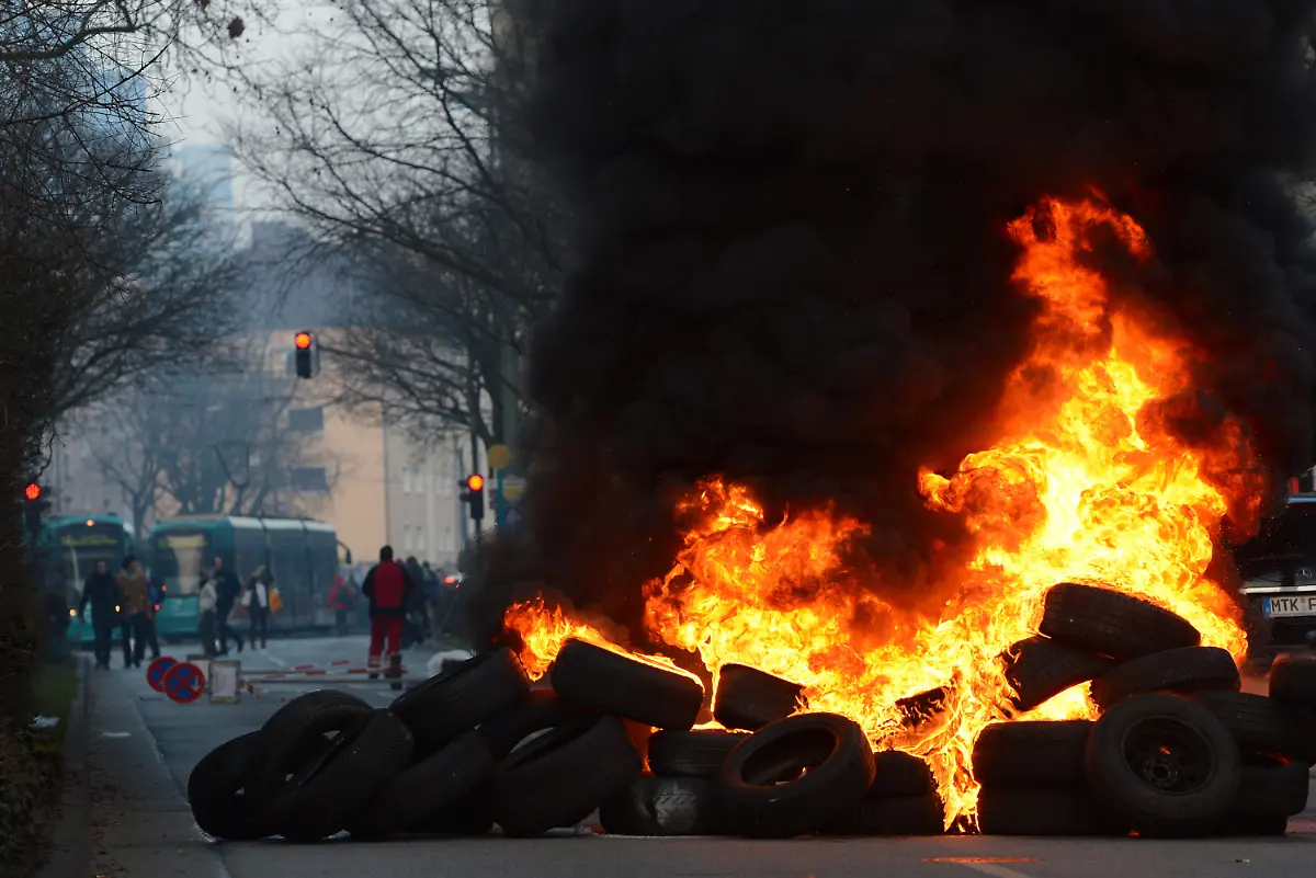 3ocv2158-jpg8569630480417094162