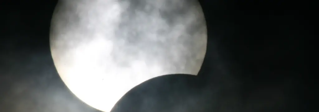 Bild zum Thema Sonnenfinsternis