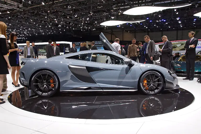 McLaren-675-LT-2
