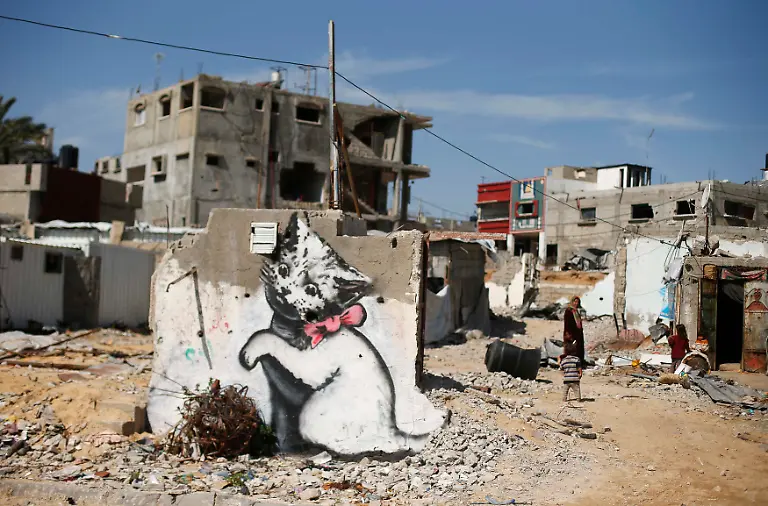2015-02-26T141931Z-619529507-GM1EB2Q1P8901-RTRMADP-3-ART-BANKSY-GAZA-JPG1646178442171524942