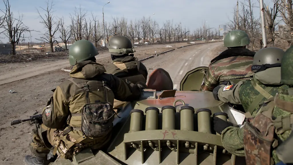 328CB20054439937-jpg708488952987533556