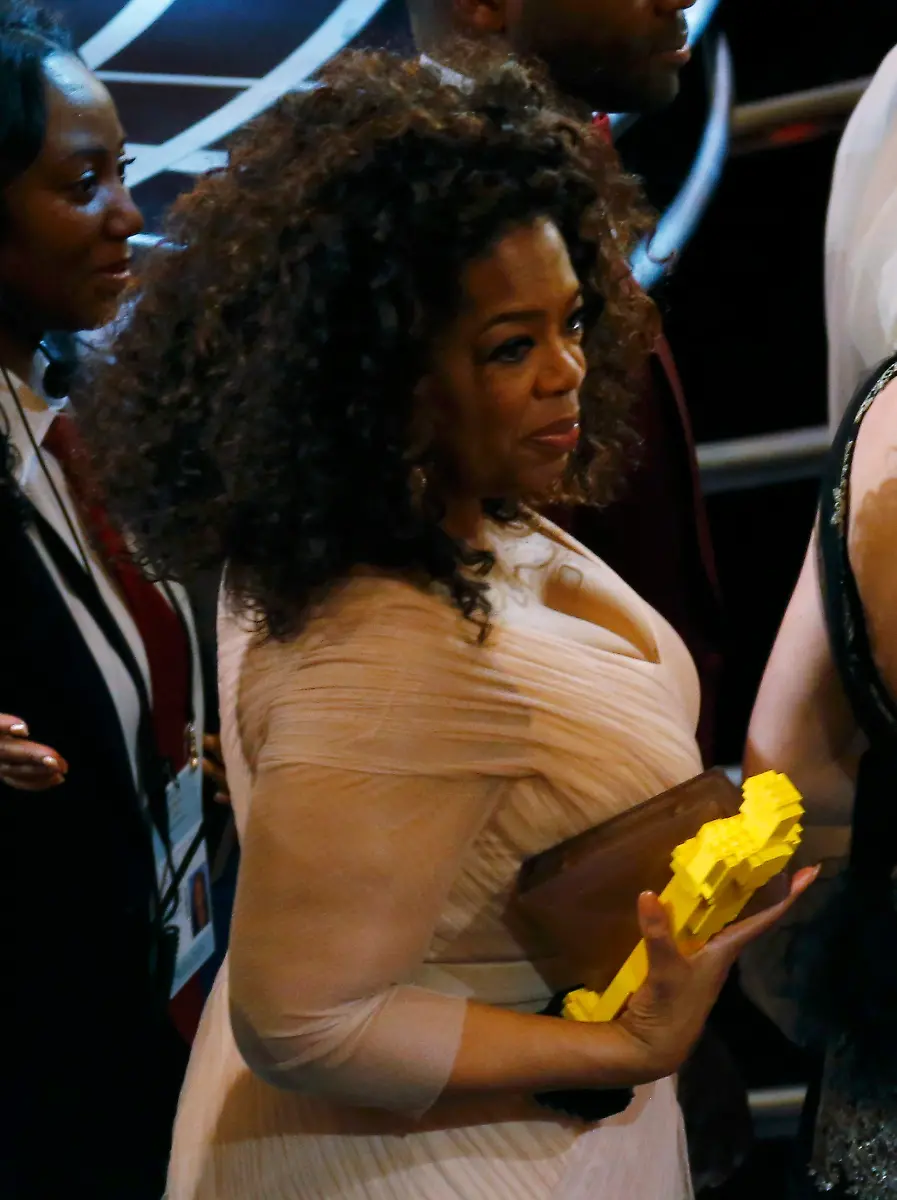 2015-02-23T052501Z-543926987-TB3EB2N0F1F55-RTRMADP-3-AWARDS-OSCARS-JPG1678100471616231020