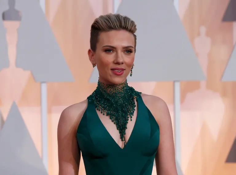 2015-02-23T022004Z-88204607-TB3EB2N06H5D6-RTRMADP-3-AWARDS-OSCARS-JPG362542419987587533