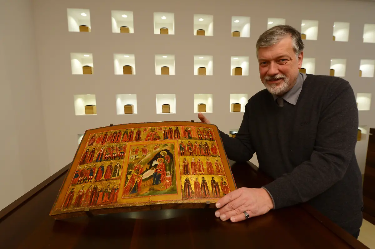 3nts1323-jpg671181920979697586