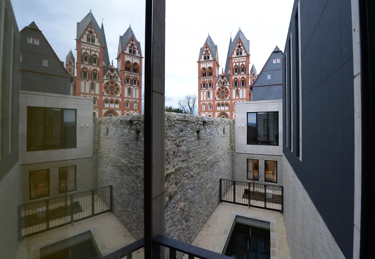 3ntr0252-jpg6847099693645698170