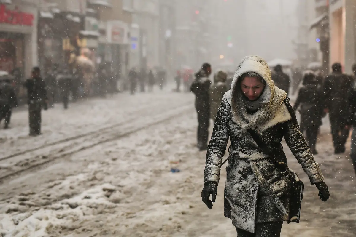 328CA40035F65B4B-jpg6918319687135429365