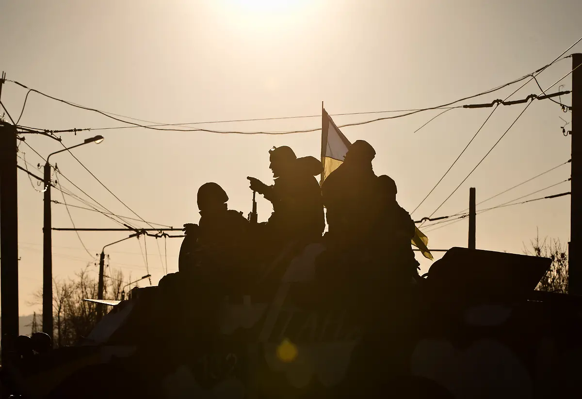 328CA4007BBF10BD-jpg21437605590974227