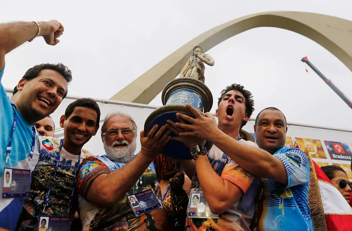 328CA400CA9B5D7B-jpg1889187747985150681