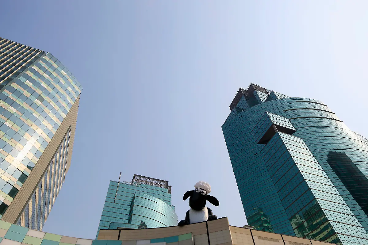 2015-02-11T151730Z-1582518549-GM1EB2B1SLH01-RTRMADP-3-CHINA-CULTURE-JPG3358202377497001462