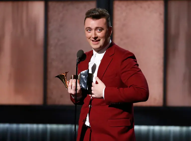 2015-02-09T011440Z-1132458568-TB3EB2903G5JZ-RTRMADP-3-AWARDS-GRAMMYS-JPG5338230821957724526