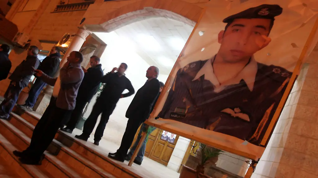 imago-st-0204-07470002-63652102-jpg2988426574336730611