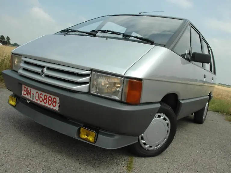 Wohnzimmergefuehl-Die-Frontsitze-waren-drehbar-so-dass-der-Espace-ruckzuck-zu-einer-gemuetlich-Lounge-wurde