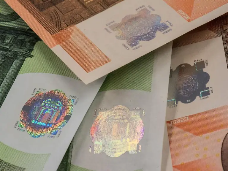 In-Deutschland-ist-so-viel-professionell-gedrucktes-Falschgeld-im-Umlauf-wie-seit-2005-nicht-mehr