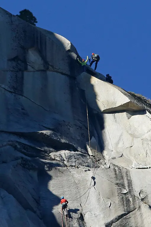 328C5E005653E830-jpg7652417140667296429