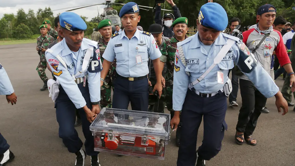 328C5A00E6437CE8-jpg1318135305373292086