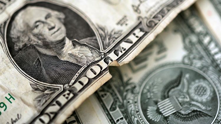 dollar.jpg