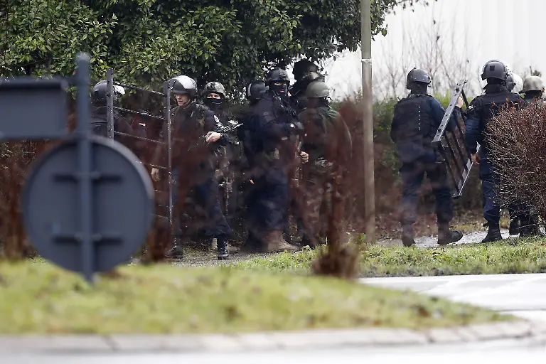 3n1n0108-jpg8941276084967897741