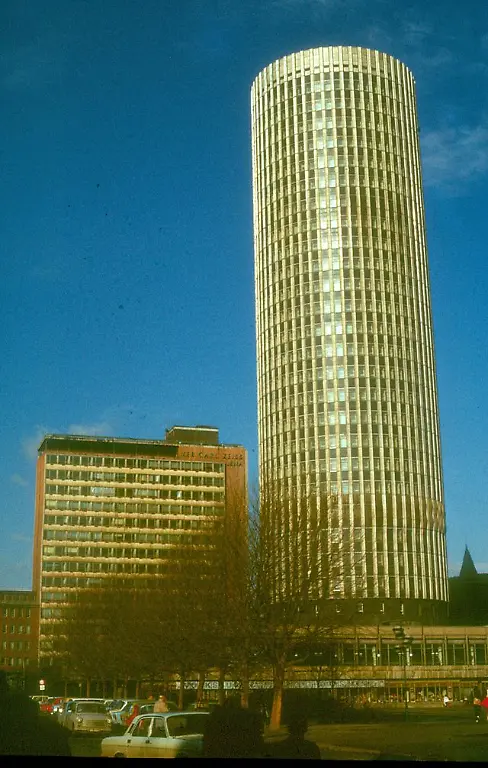 Jena-Uniturm-1990