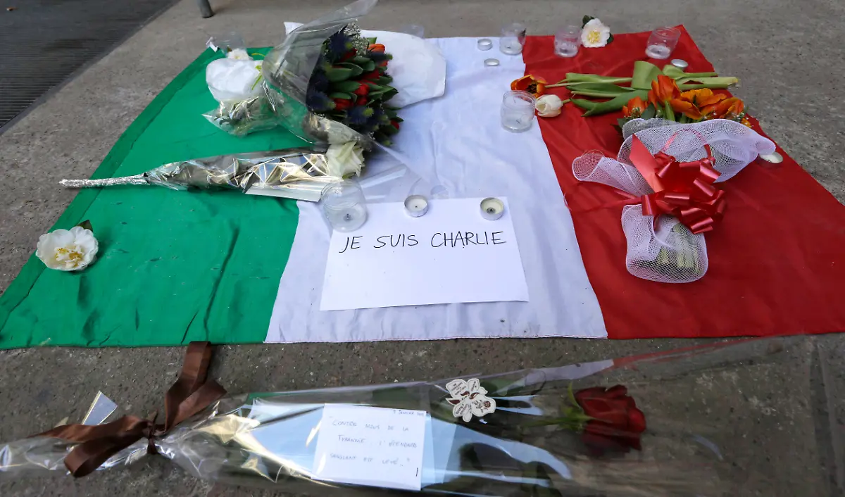 328C50005A552068-jpg1106872109504071915