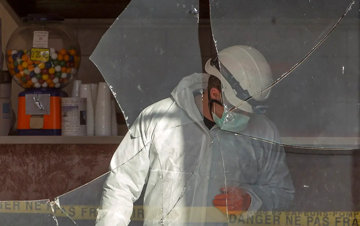 2015-01-08T111311Z-948159572-LR2EB180V5PK9-RTRMADP-3-FRANCE-SHOOTING-JPG5351771718690081203