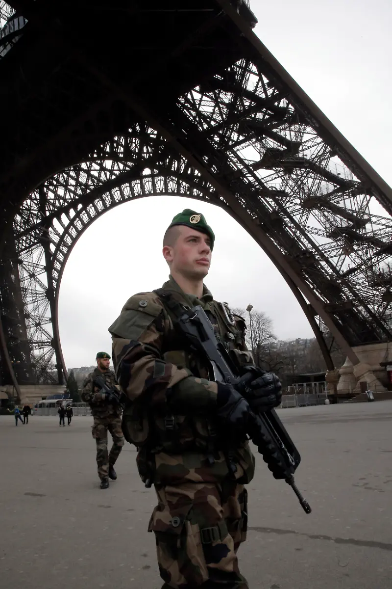 328C4E0033325702-jpg699737949774915850