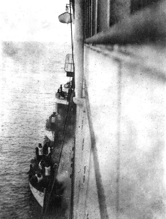 Titanic-Rettungsboot-Carpathia