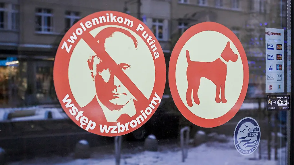 2015-01-03T115511Z-754646184-GM1EB131IXQ01-RTRMADP-3-POLAND-SOCIETY-JPG6524395539099727022