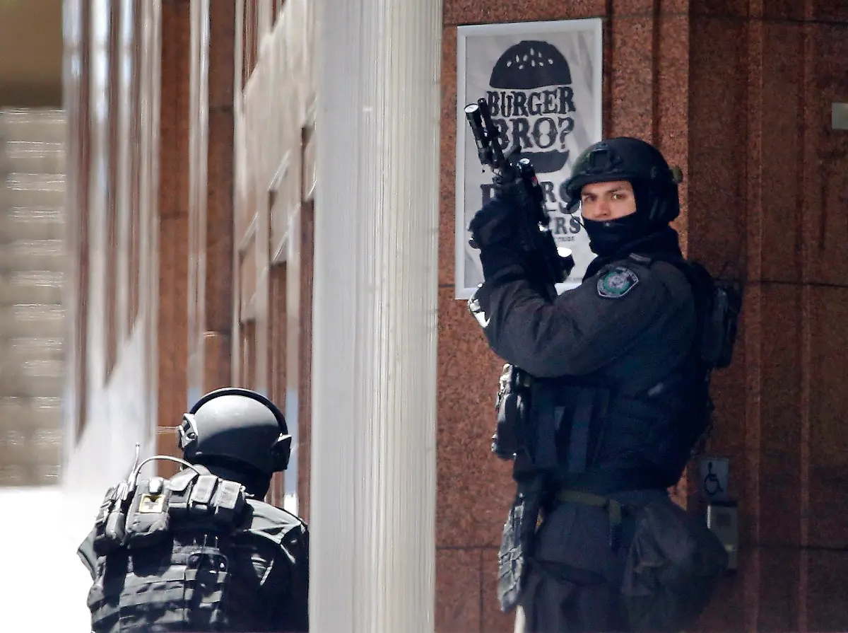 2014-12-15T013016Z-633744558-GM1EACF0QC001-RTRMADP-3-AUSTRALIA-SECURITY-JPG363881807772909321