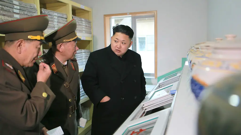 2014-12-02T104957Z-1552679581-GM1EAC21COX01-RTRMADP-3-KOREA-NORTH-JPG5804473129189987884