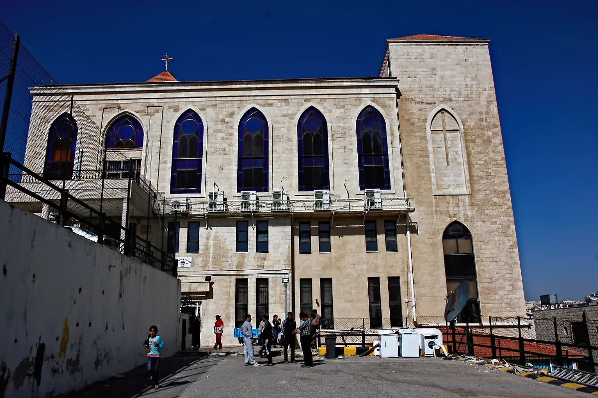 5-Credit-Nora-Schareika