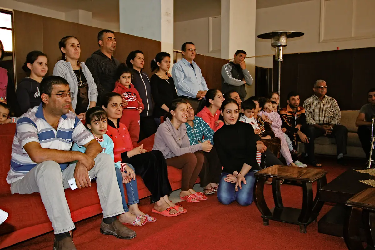 1-Credit-Nora-Schareika