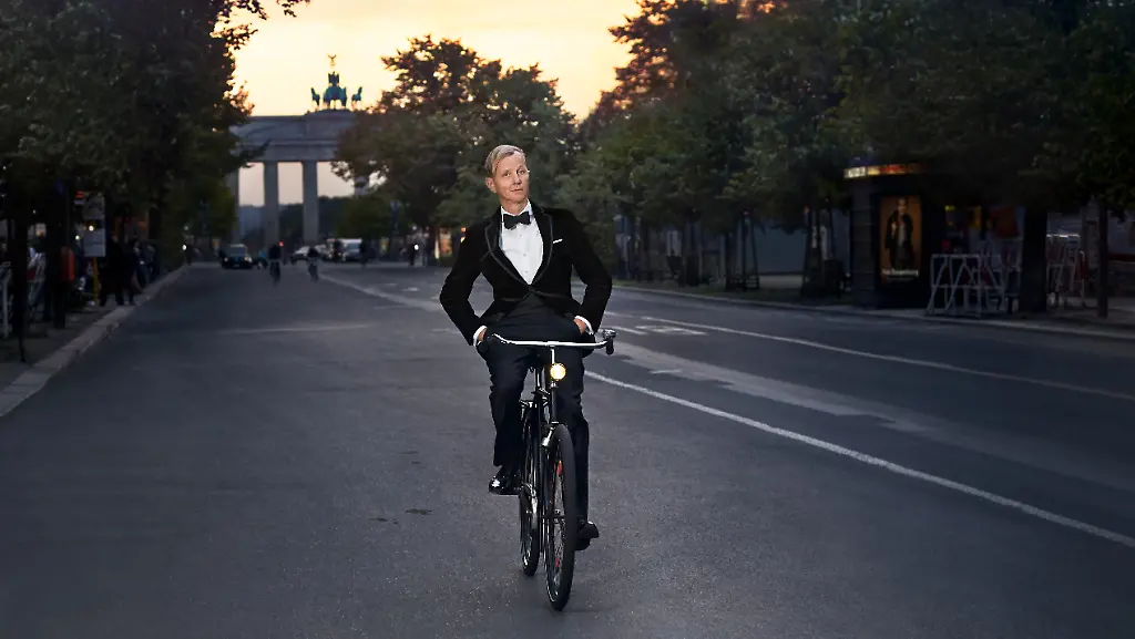 Max-Raabe-Eine-Nacht-in-Berlin-CMS-Source